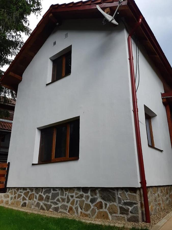 New And Comfortable Two Bedroom House Garana Exteriör bild