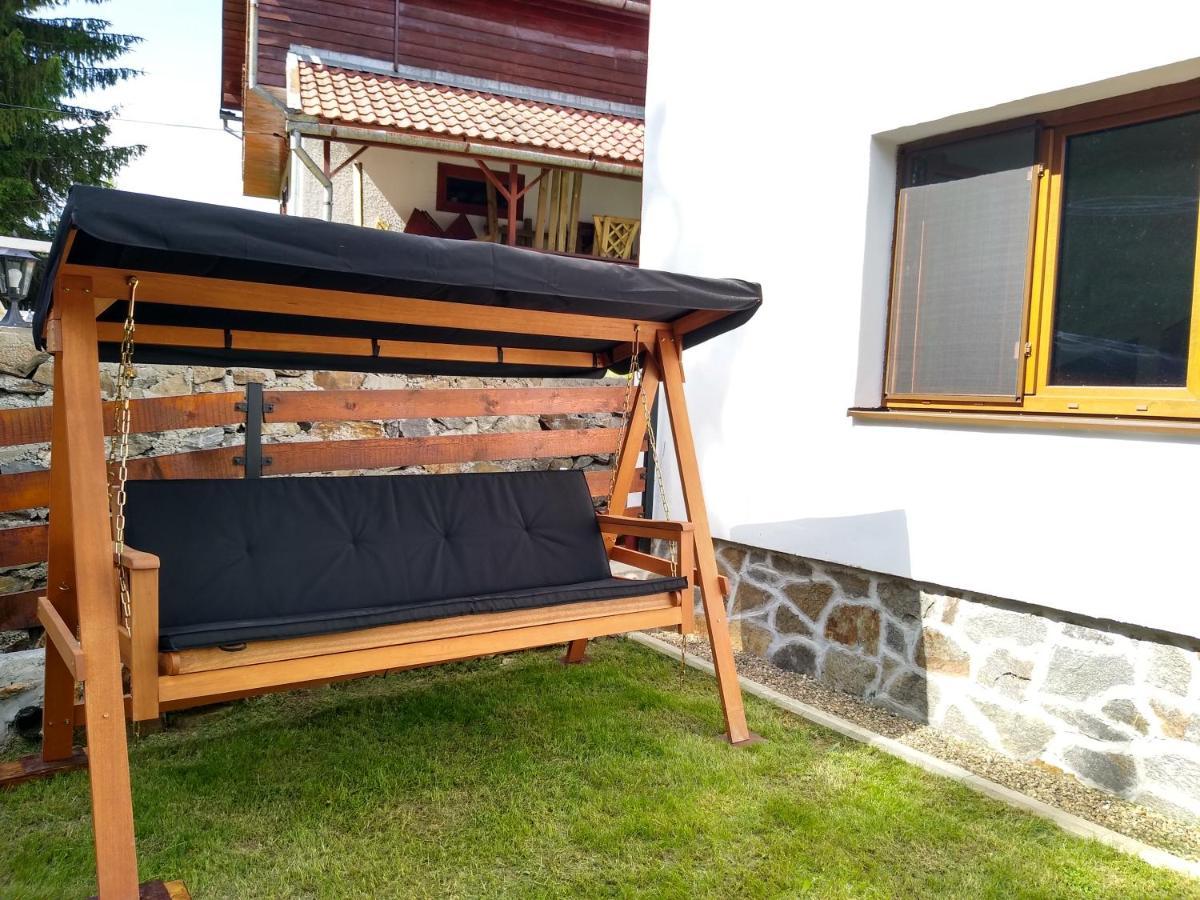 New And Comfortable Two Bedroom House Garana Exteriör bild